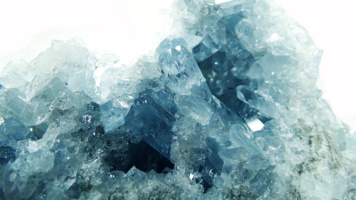 A close shot of an Aquamarine cluster.